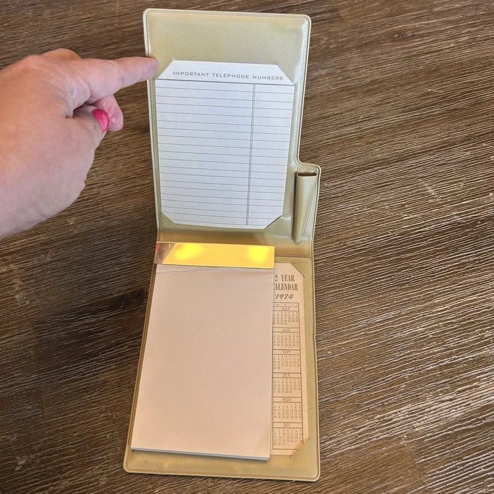 vintage Disneyland desk memo pad holder Calendar 1974 Mickey Mouse Walt Disney